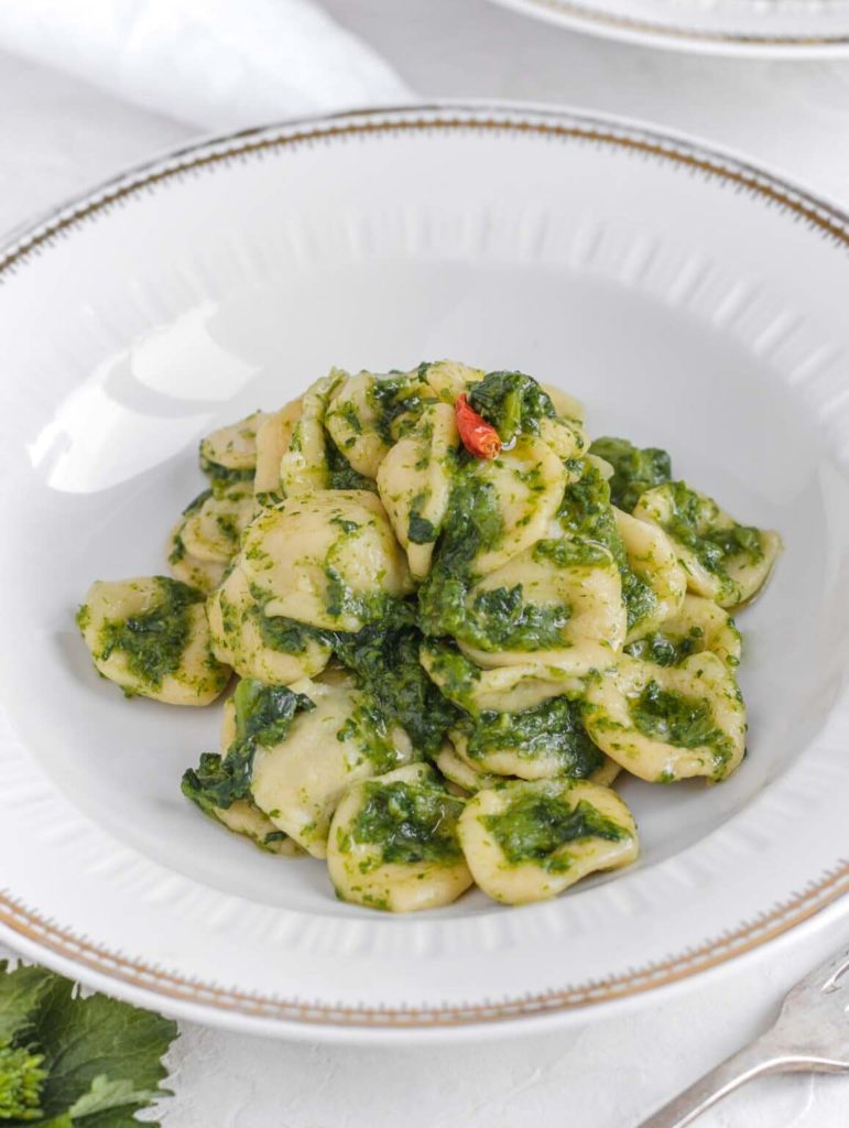 Orecchiette con le cime di rapa fatte in casa