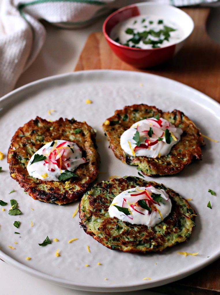 Frittelle di zucchine con erbe aromatiche